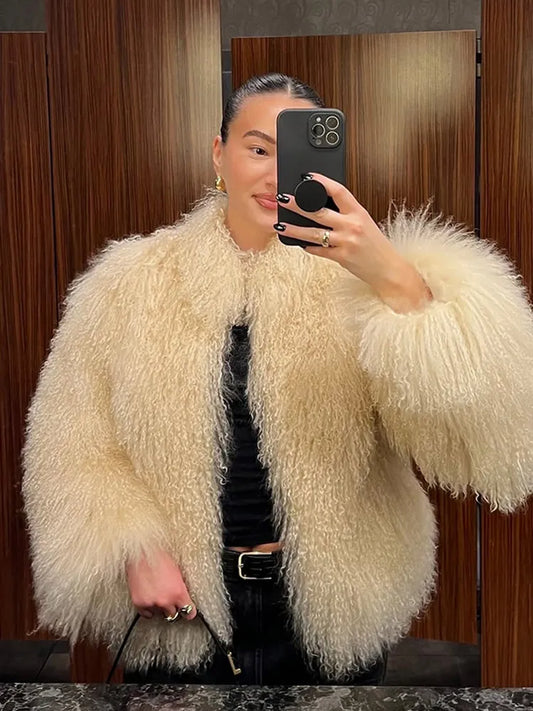 Fashion Solid Plush Faux Fur Coat Women Elegant Warm Long Sleeves Loose Jacket 2025 Lady Winter Chic High Street Outerwear 