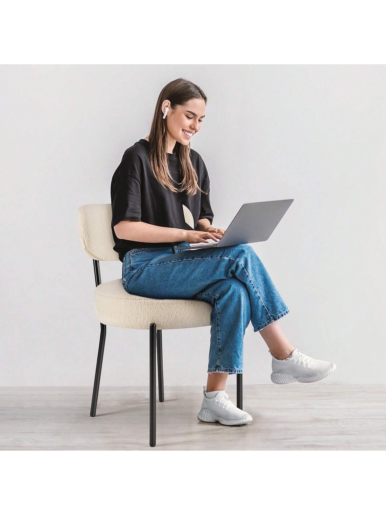 Dining Chairs Set of 2, round Upholstered Dining Chairs with Black Metal Legs, Modern Dining Room Chairs for Dining Room, Kitchen, Living Room