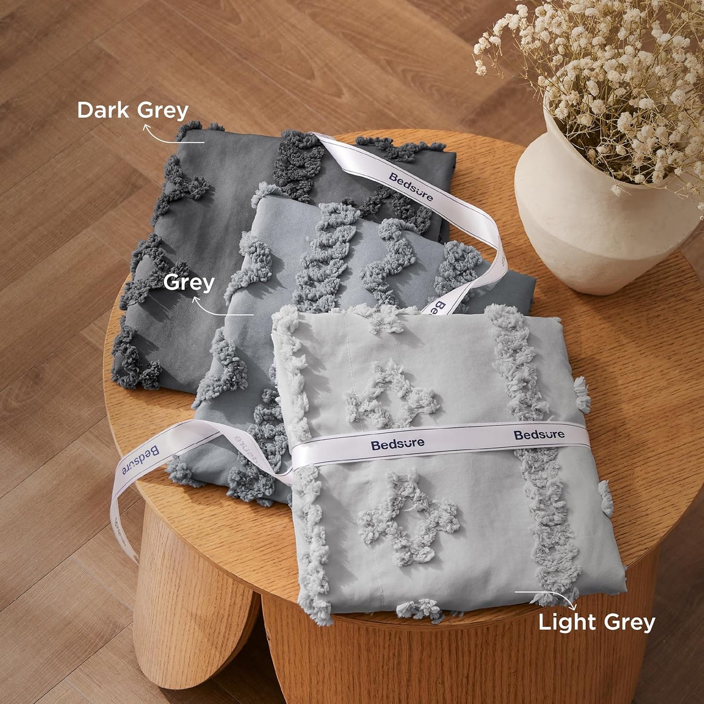 Tufted Boho Comforter Set King Size - Light Grey Boho Bed Set, Gentlesoft™ 3 Pieces Farmhouse Shabby Chic Embroidery Bedding, Gifts for Woman, Soft Jacquard King Comforter for All Seasons